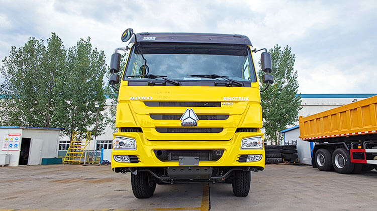 Sinotruk Howo 8x4 Tipper Truck for Sale Price in Angola